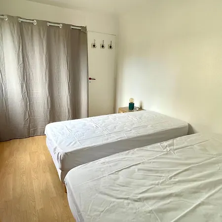 Maison Moderne Proche Avec Patio Et Parking Privatif - Fr-1-748-32