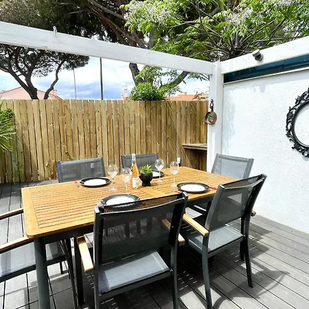 Maison Moderne Proche Avec Patio Et Parking Privatif - Fr-1-748-32 Vakantiehuis