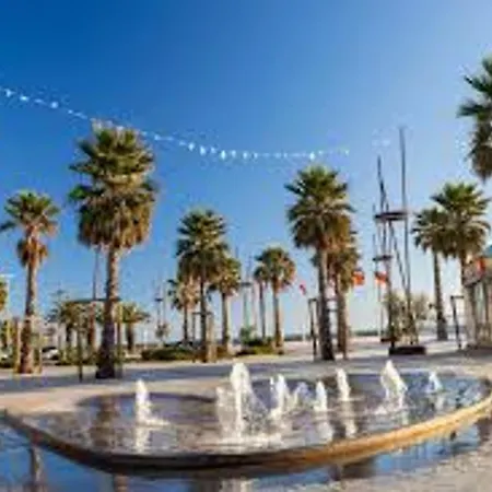 Vakantiehuis Maison Moderne Proche Avec Patio Et Parking Privatif - Fr-1-748-32 Canet-en-Roussillon