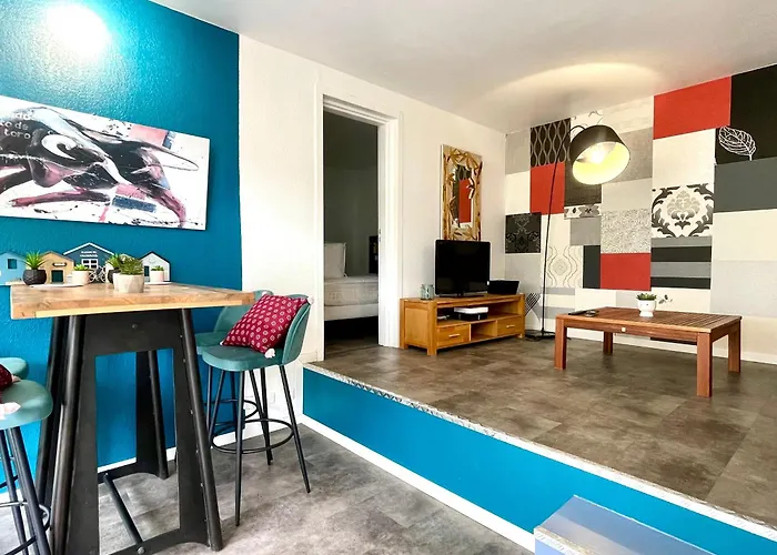 Semesterbostad Maison Moderne Proche Avec Patio Et Parking Privatif - Fr-1-748-32